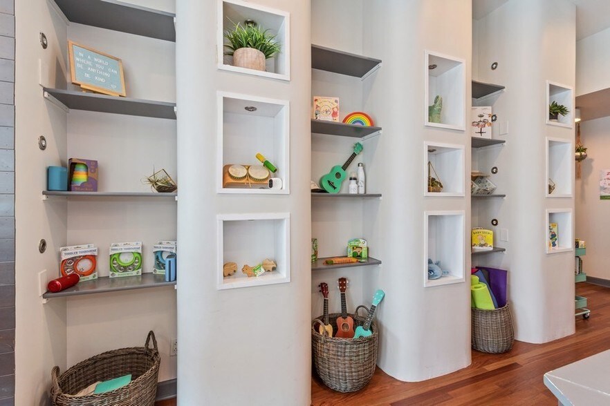 More Photos Of 67-79 E 16th St, Chicago Apartments For Sale