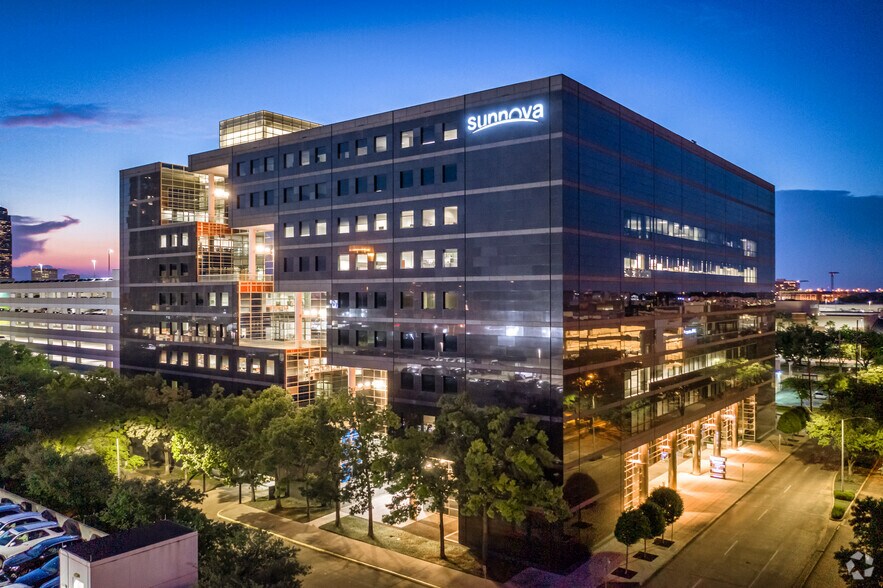 More Photos Of 20 Greenway Plz, Houston Office For Lease