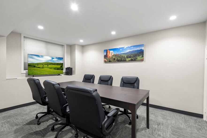 More Photos Of 802 S Tejon St, Colorado Springs Office For Sale