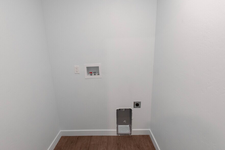 More Photos Of 14922 S Lost Miner Ln, Herriman Apartments For Sale