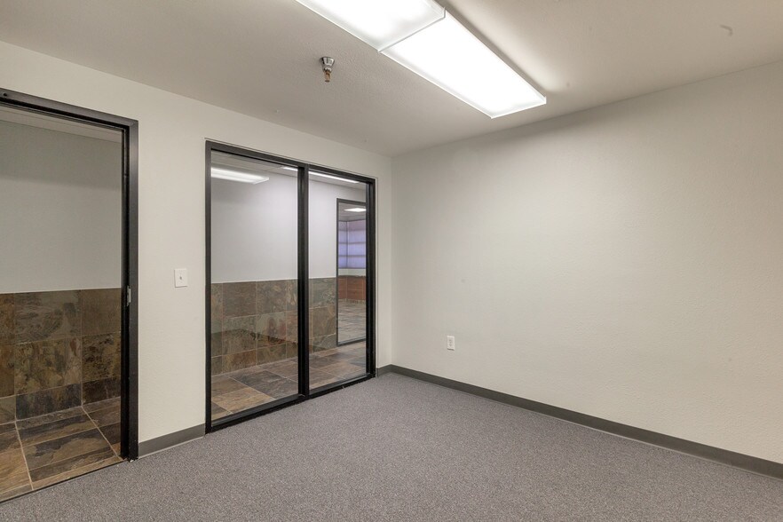 More Photos Of 2400 N Tenaya Way, Las Vegas Office For Sale