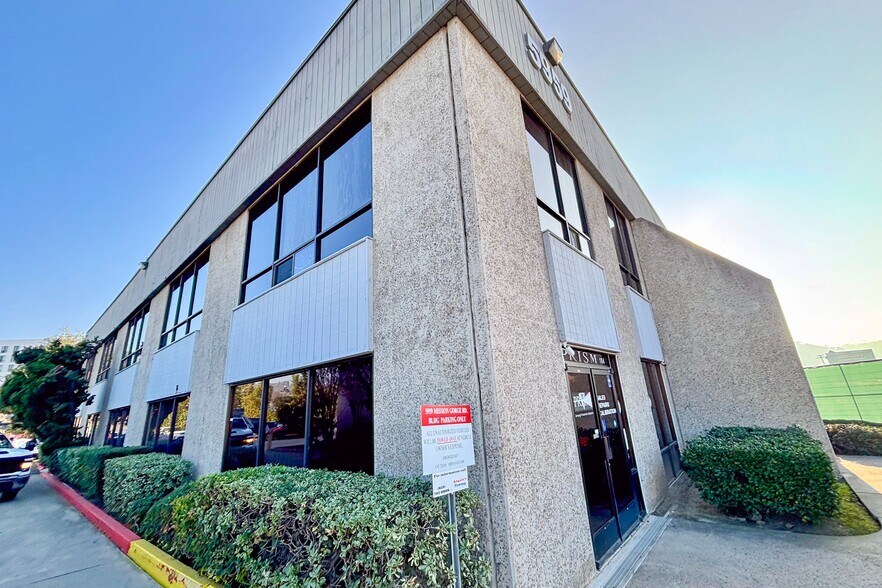 More Photos Of 5959 Mission Gorge Rd, San Diego Office For Sale