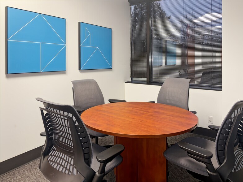 More Photos Of 22232 17th Ave SE, Bothell Coworking Space