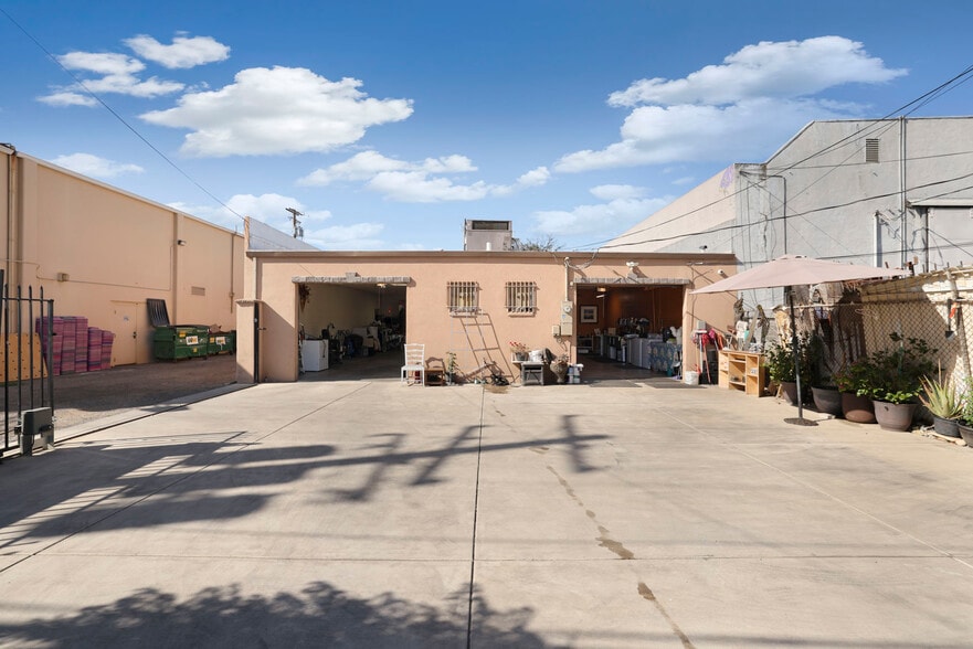 More Photos Of 529 N Hutchins St, Lodi Light Manufacturing For Sale