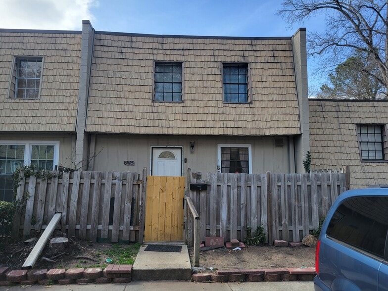 More Photos Of 6424 Woodstone Way, Morrow Specialty For Sale