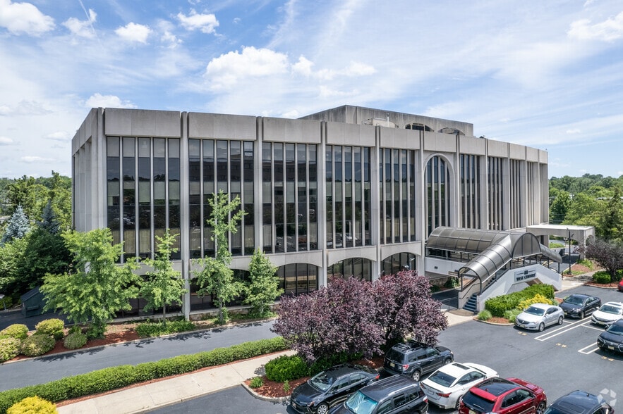 More Photos Of 80 W Century Rd, Paramus Office For Lease