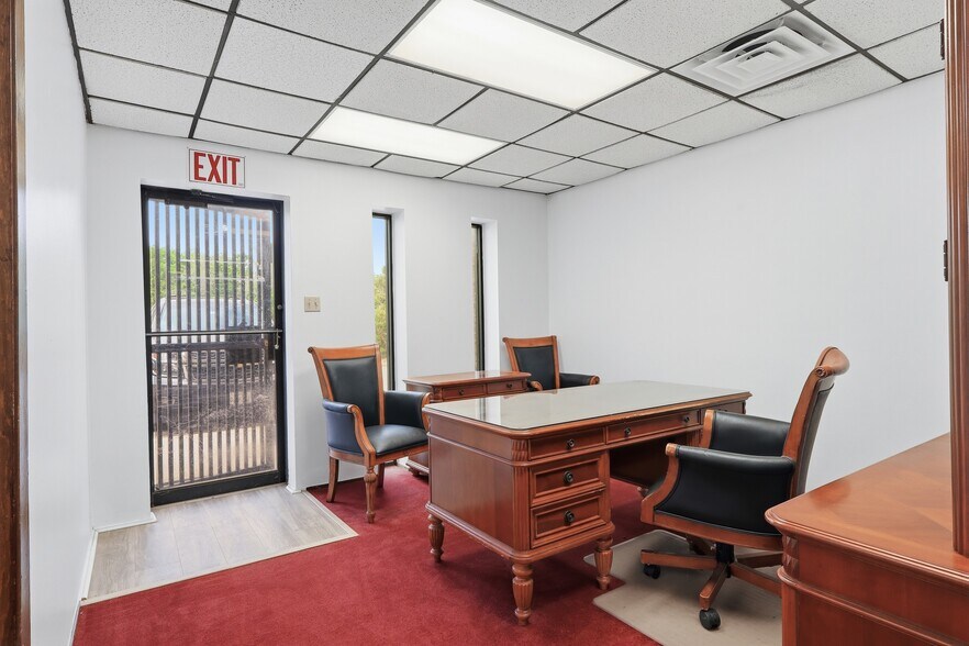 More Photos Of 212 N 16th St, La Porte Light Distribution For Sale