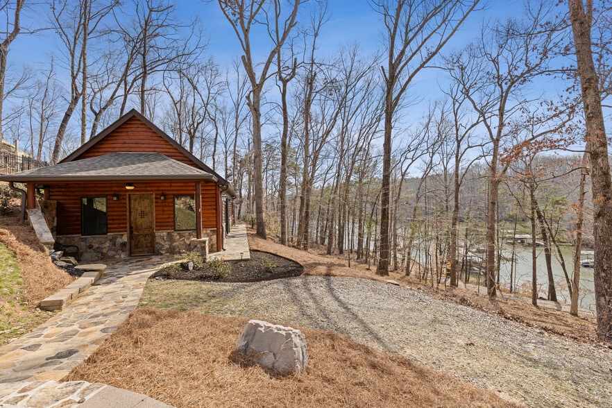 More Photos Of 5735 Archer Ave, Cumming Apartments For Sale