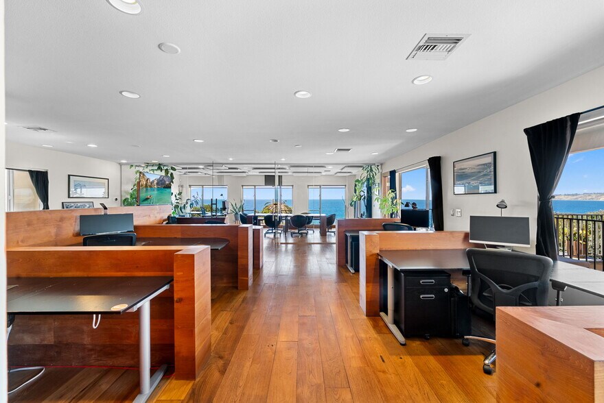 More Photos Of 1218-1224 Prospect St, La Jolla Office For Lease