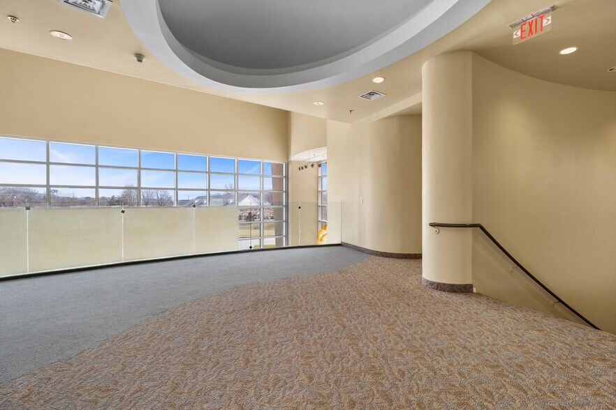 More Photos Of 200 City Hill Dr, London Medical For Lease