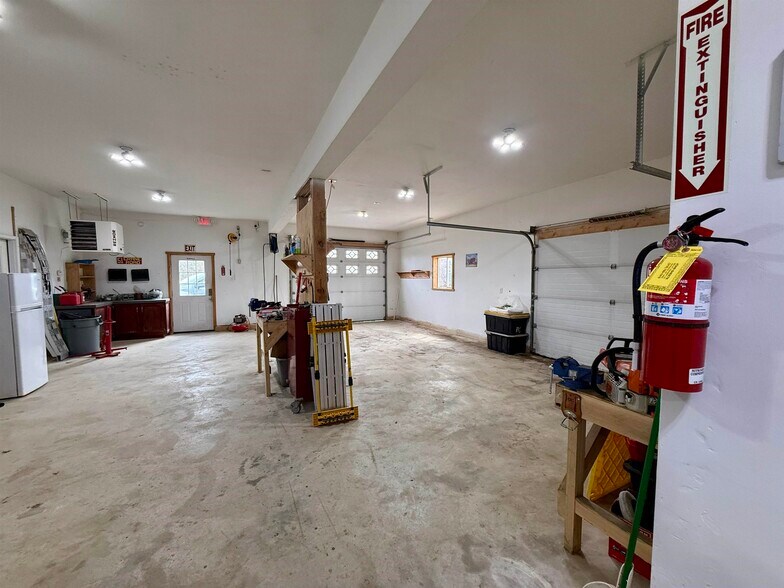 More Photos Of 51 Crane Rd, Winthrop General Retail For Sale