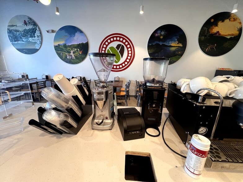 More Photos Of 11565 Theatre Dr, Champlin Unknown For Lease