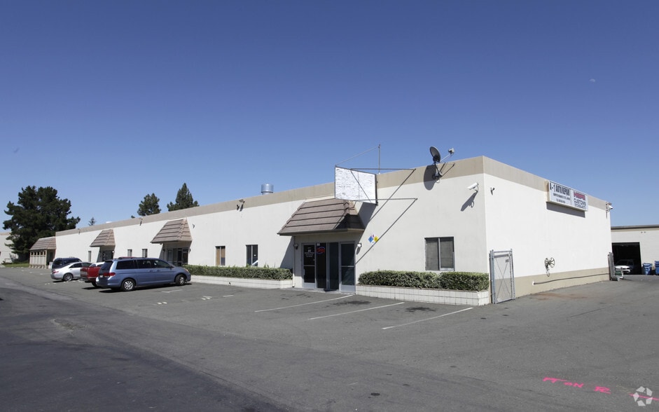 More Photos Of 4480 Enterprise St, Fremont Manufacturing For Lease