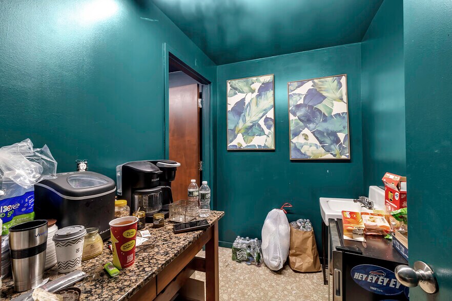 More Photos Of 2302 Main St, Buffalo Storefront Retail Residential For Sale