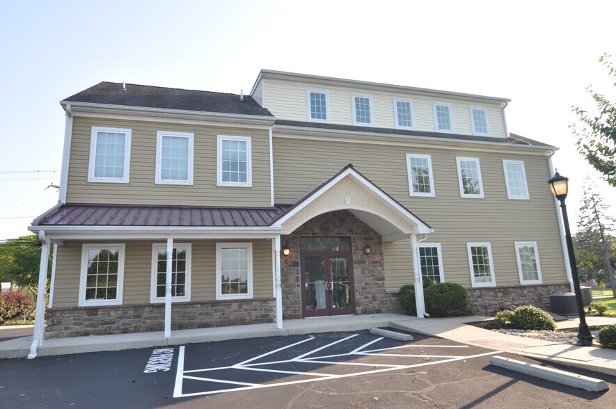 More Photos Of 179 N Main St, Dublin Medical For Lease