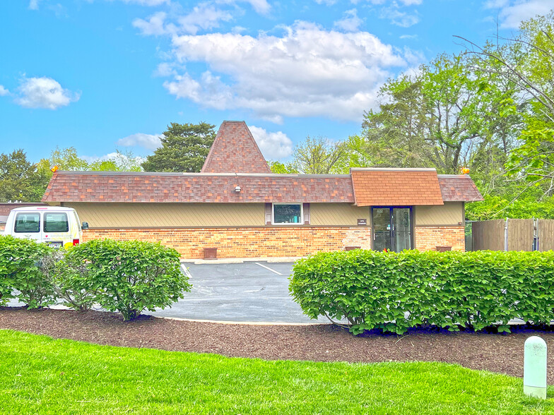 Primary Photo Of 265 Steamboat Ln, Ballwin Daycare Center For Lease