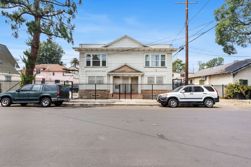 More Photos Of 933 E 28th St, Los Angeles Multifamily For Sale