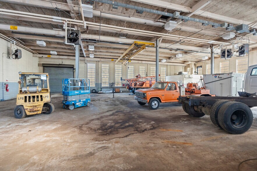 More Photos Of 251 Freestone Ave, Portland Manufacturing For Sale