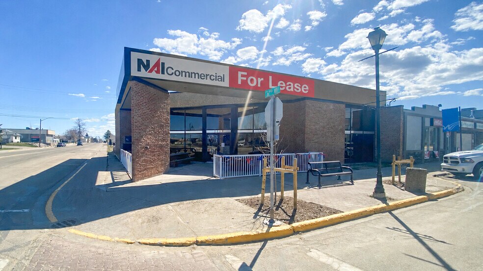 Primary Photo Of 5117 50 St, Whitecourt General Retail For Lease