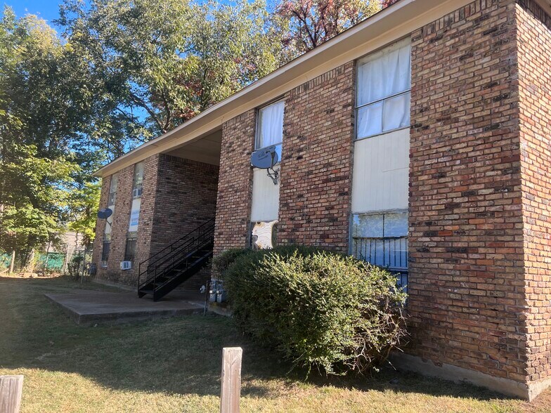 Primary Photo Of 1350 Willie Mitchell, Memphis Apartments For Sale