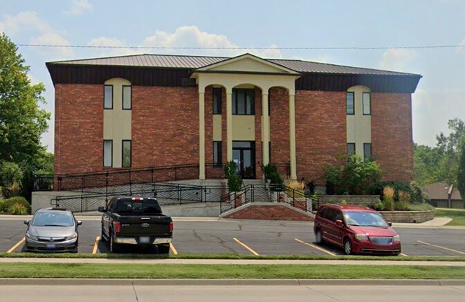 Primary Photo Of 3545 SW 6th St, Topeka Office For Lease