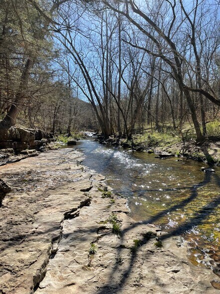 More Photos Of 2798 Highway 23 N, Eureka Springs Garden Center For Sale