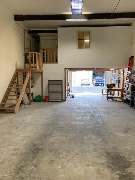 More Photos Of 2297-2317 American Ave, Hayward Warehouse For Sale