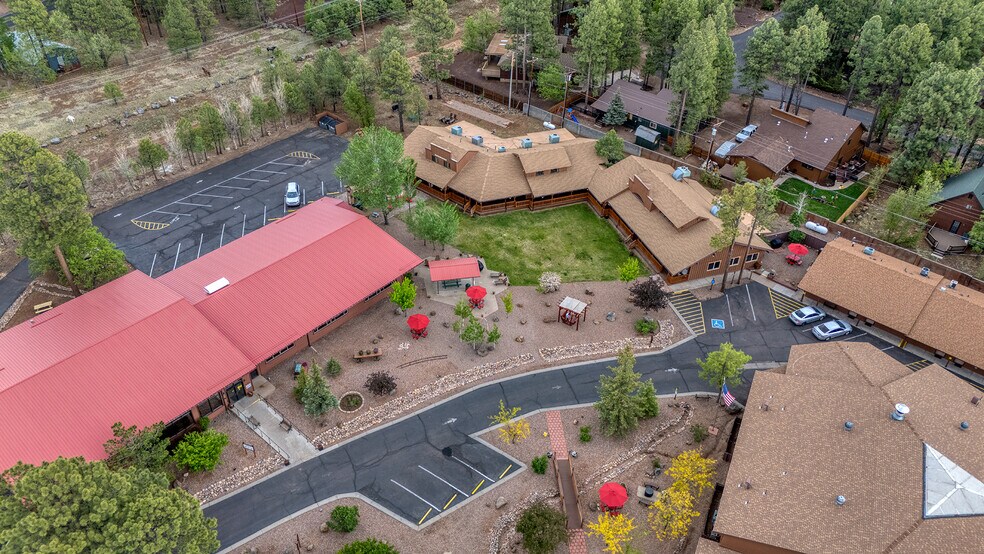 More Photos Of 5829 Buck Springs Rd, Pinetop Hotel For Sale