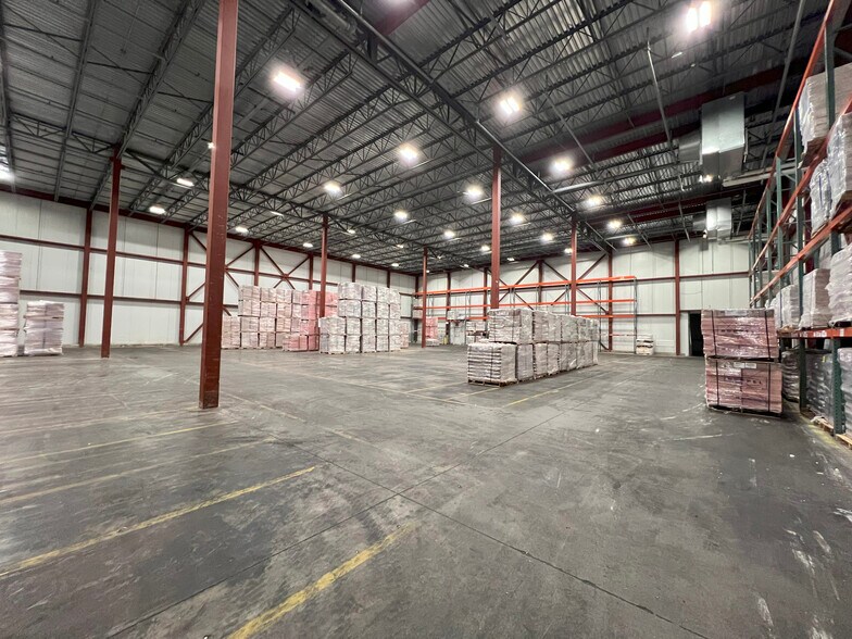 More Photos Of 376 Nash Rd, New Bedford Refrigeration Cold Storage For Lease