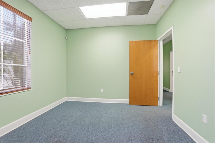 More Photos Of 344 S Woodland Blvd, Deland Office For Sale