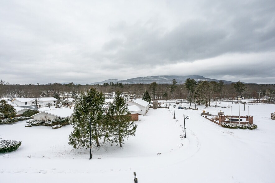 More Photos Of 4858 Route 32, Catskill Hotel For Lease