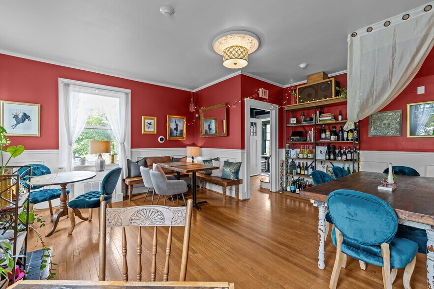 More Photos Of 1231 Boissevain Ave, Norfolk General Retail For Sale