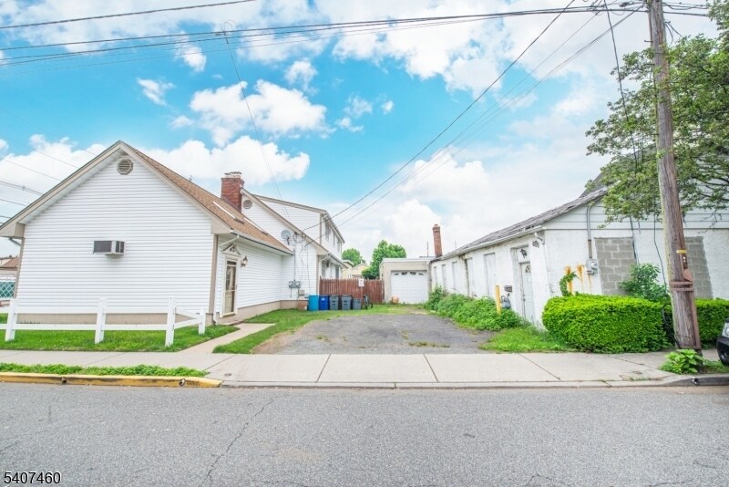 More Photos Of 84 Locust Ave, Wallington Multifamily For Sale