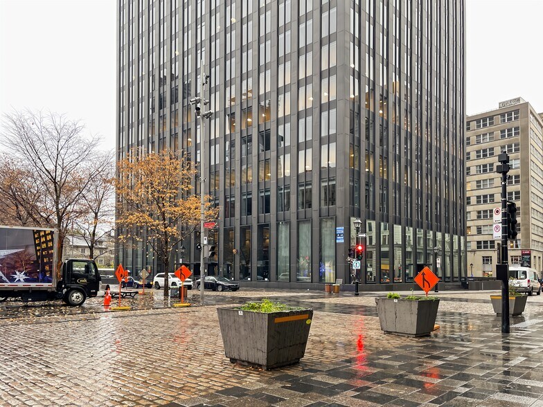 More Photos Of 500 Pl D'armes, Montréal Coworking Space