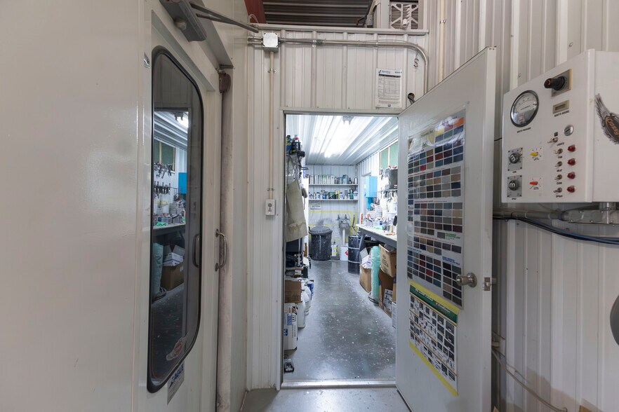 More Photos Of 959 Highway 24, Moberly General Retail For Sale