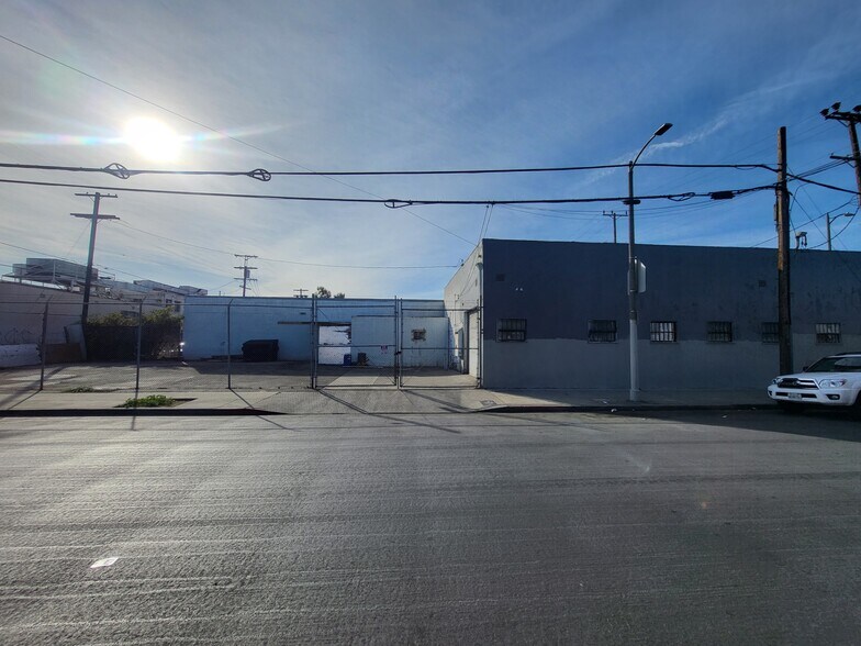 Primary Photo Of 3700 S Main St, Los Angeles General Retail For Lease
