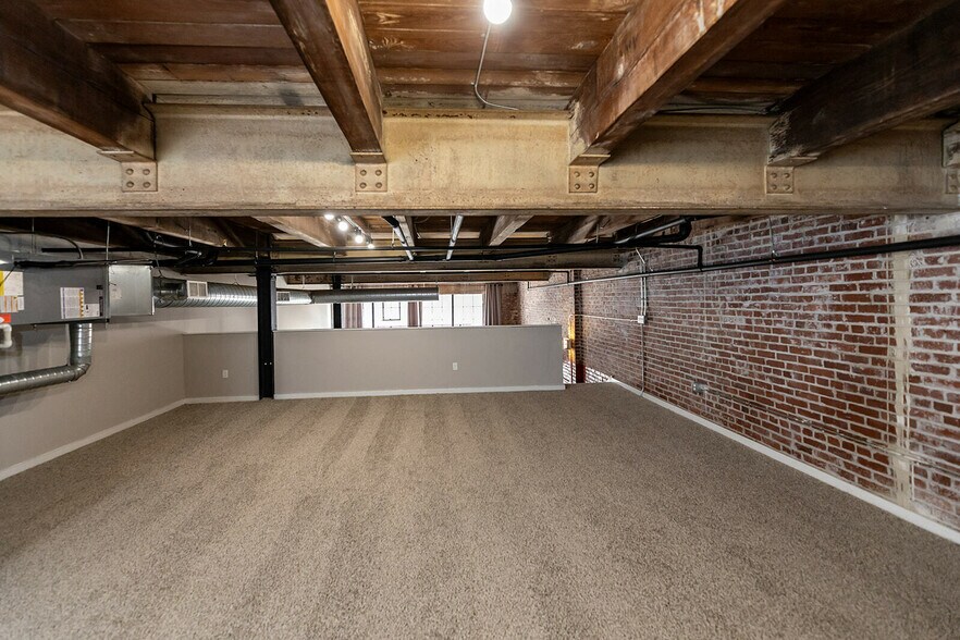 More Photos Of , Memphis Multifamily For Sale