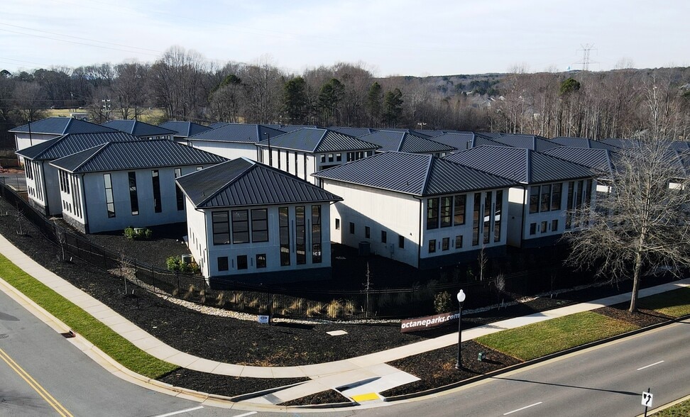 More Photos Of 248 Singleton rd, Mooresville Self Storage For Sale