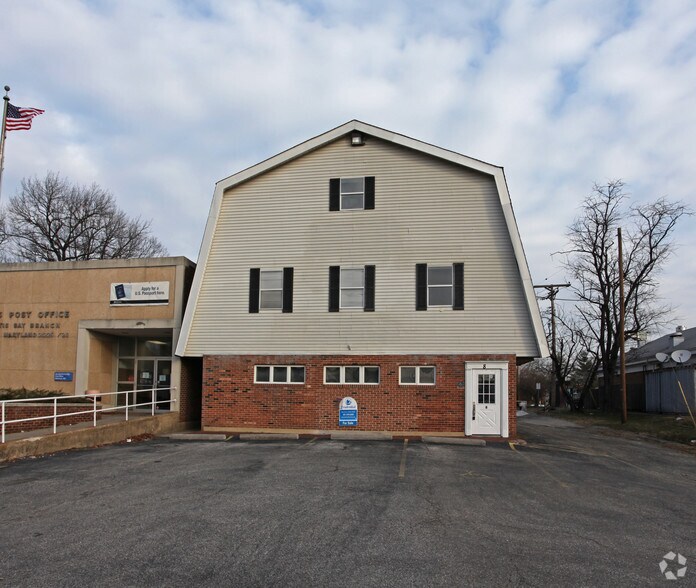 More Photos Of 8 16th Ave, Brooklyn Park Office For Lease