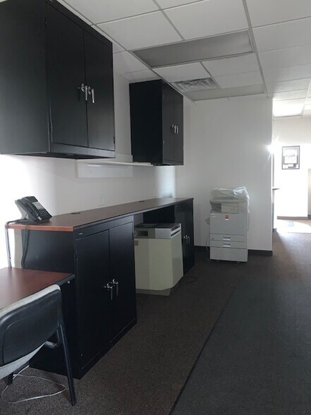 More Photos Of 480 Century Dr, Salt Lake City Showroom For Sale