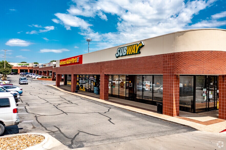 Primary Photo Of 903 E Bitters Rd, San Antonio Unknown For Lease