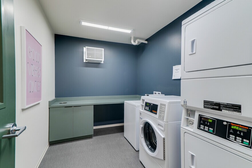 More Photos Of 282 6th St E, Saint Paul Apartments For Sale