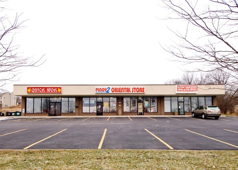 Primary Photo Of 5811 Forest Hills Rd, Rockford Storefront For Lease