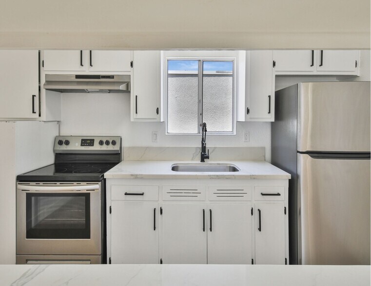 More Photos Of 26674 Ward St, Highland Apartments For Sale
