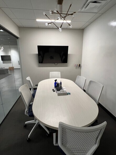 More Photos Of 2100 N Greenville Ave, Richardson Coworking Space