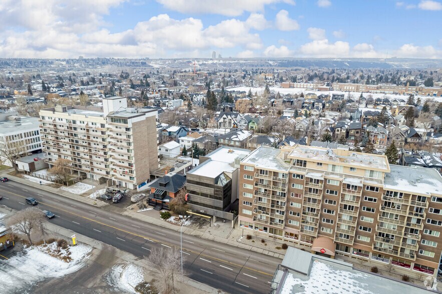 More Photos Of 417 14th St NW, Calgary Medical For Lease