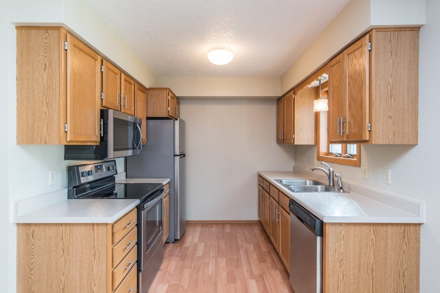 More Photos Of 300 S Main Ave, Sioux Falls Apartments For Lease