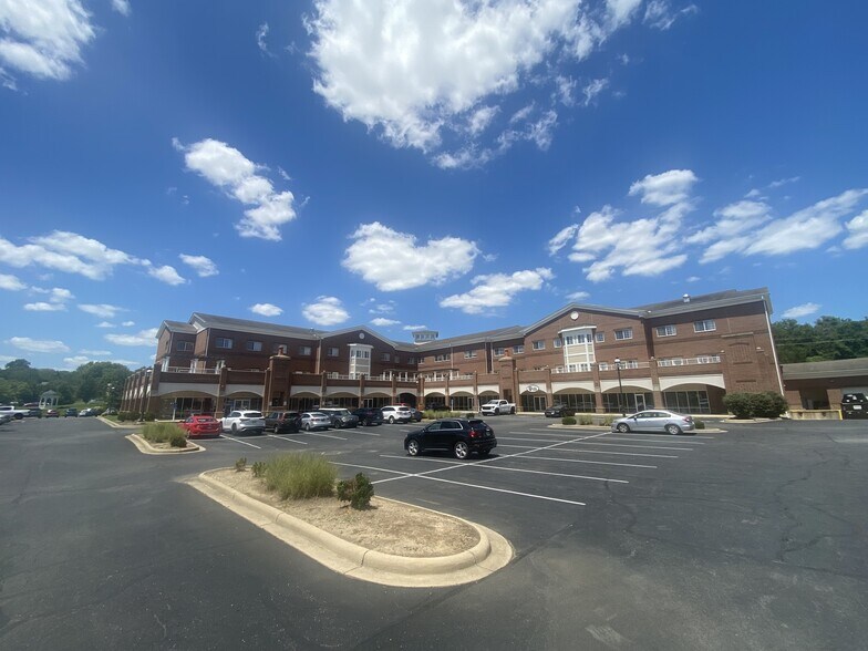 More Photos Of 4900 Babson Pl, Cincinnati Skilled Nursing Facility For Lease