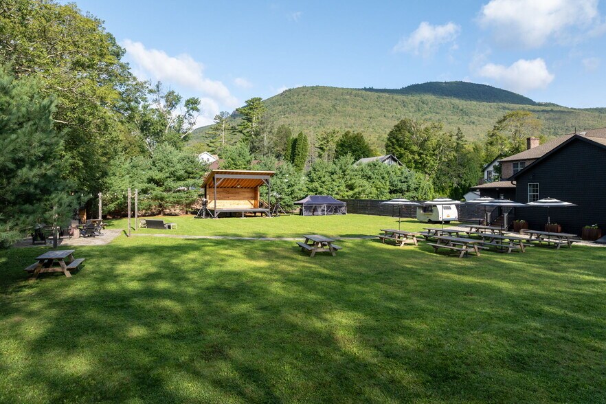 More Photos Of 3311 Route 23A, Palenville Restaurant For Sale