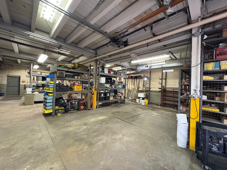 More Photos Of 28 Cordier St, Irvington Warehouse For Sale